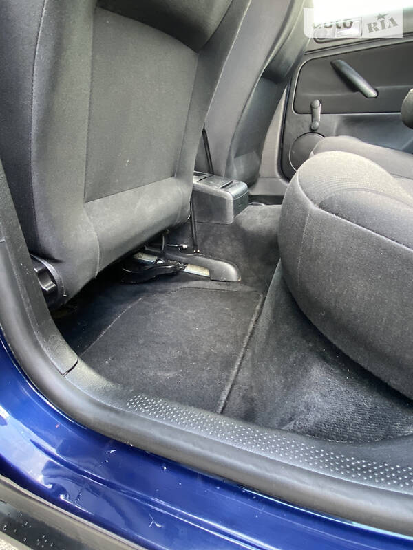 Универсал Volkswagen Passat 2001 в Виннице