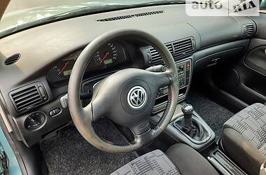 Седан Volkswagen Passat 1999 в Полтаві