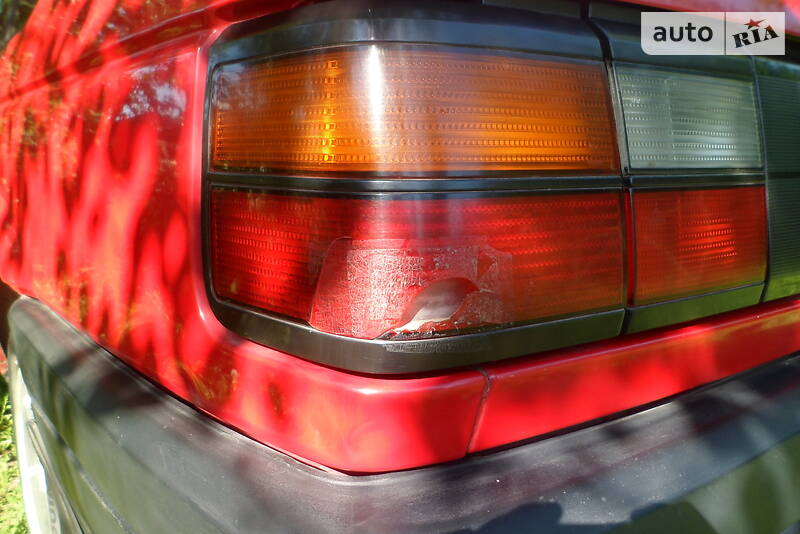 Седан Volkswagen Passat 1992 в Хмельницком