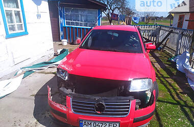Седан Volkswagen Passat 2003 в 