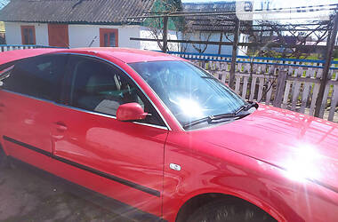 Седан Volkswagen Passat 2003 в 