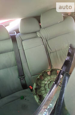 Седан Volkswagen Passat 2003 в 