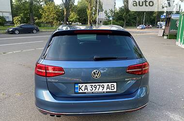 Універсал Volkswagen Passat 2018 в Києві