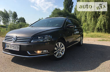 Универсал Volkswagen Passat 2014 в Житомире