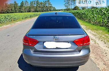 Седан Volkswagen Passat 2013 в Ичне