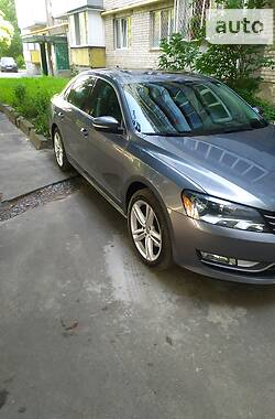 Седан Volkswagen Passat 2014 в Житомирі