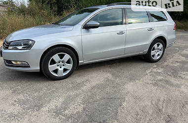 Универсал Volkswagen Passat 2011 в Житомире