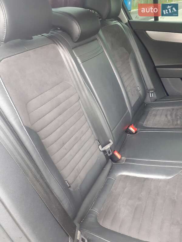 Седан Volkswagen Passat 2013 в Ужгороде фото 16 Седан Volkswagen Passat 2013 в Ужгороде