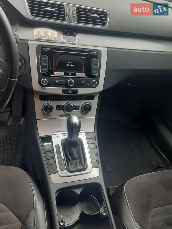 Седан Volkswagen Passat 2013 в Ужгороде фото 25 Седан Volkswagen Passat 2013 в Ужгороде