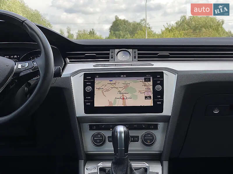 Универсал Volkswagen Passat 2017 в Сарнах