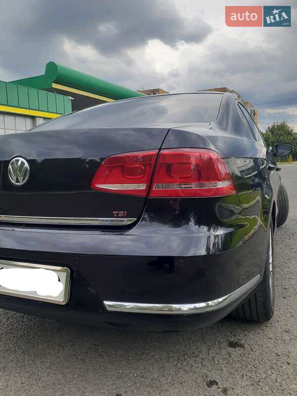 Седан Volkswagen Passat 2013 в Ужгороде фото 10 Седан Volkswagen Passat 2013 в Ужгороде