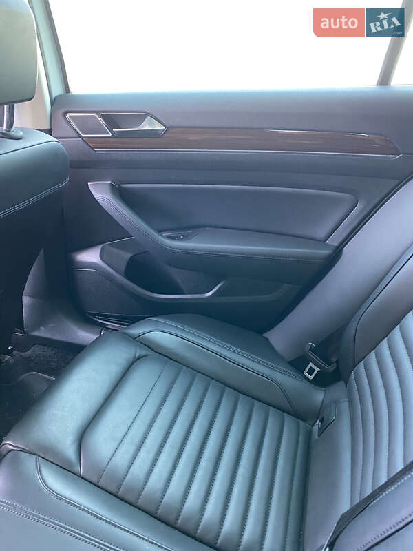 Універсал Volkswagen Passat 2017 в Іршаві