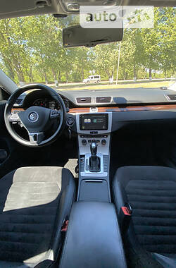 Седан Volkswagen Passat 2013 в Херсоне