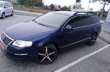 Универсал Volkswagen Passat 2010 в Нововолынске