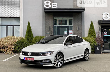 Седан Volkswagen Passat 2018 в 