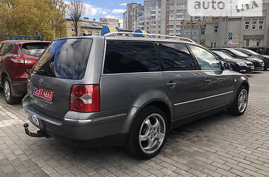 Универсал Volkswagen Passat 2003 в Львове