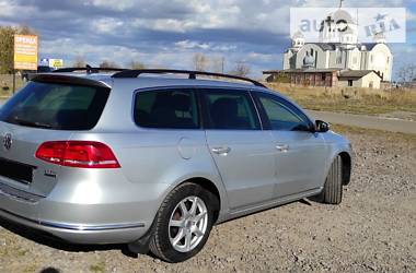 Универсал Volkswagen Passat 2011 в Дрогобыче