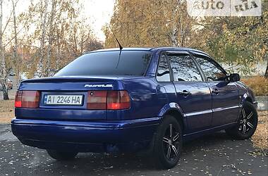 Седан Volkswagen Passat 1999 в Киеве