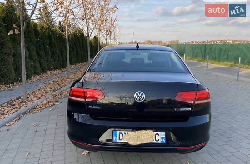 Седан Volkswagen Passat 2015 в Коломые