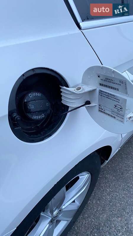 Седан Volkswagen Passat 2011 в Херсоні