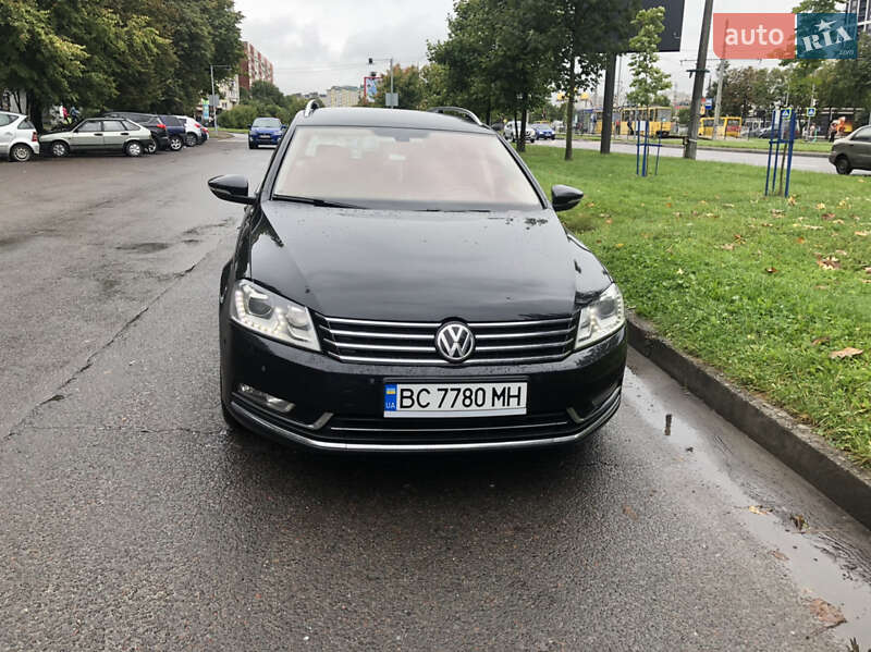 Volkswagen Passat 2011