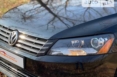 Седан Volkswagen Passat 2012 в Николаеве