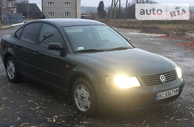 Седан Volkswagen Passat 1997 в Тернополе