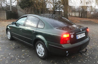 Седан Volkswagen Passat 1997 в Тернополе