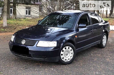 Седан Volkswagen Passat 1998 в Тернополе