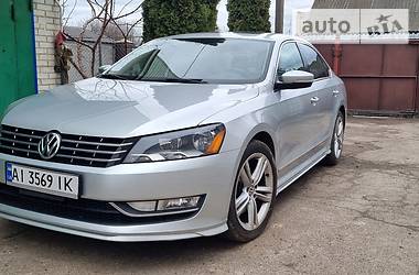 Седан Volkswagen Passat 2014 в Києві