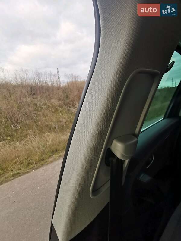 Универсал Volkswagen Passat 2012 в Хмельницком