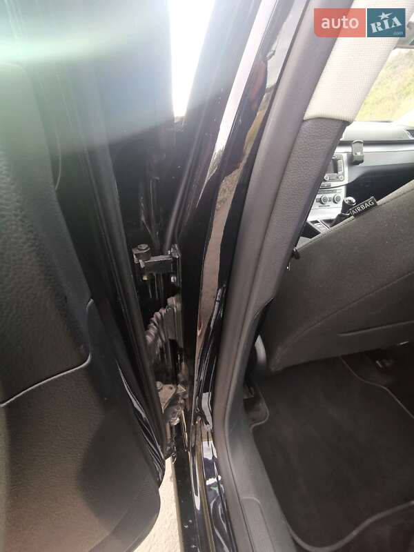 Универсал Volkswagen Passat 2012 в Хмельницком