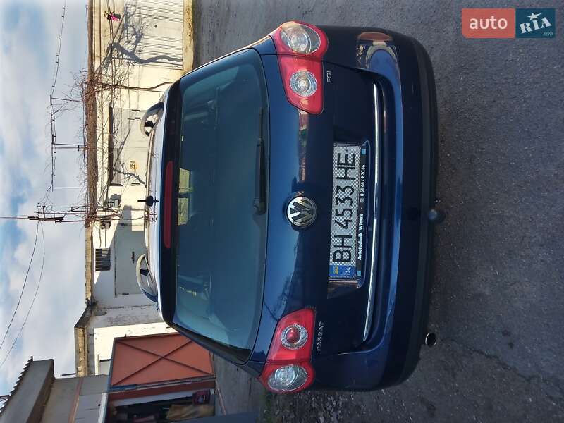 Универсал Volkswagen Passat 2005 в Измаиле