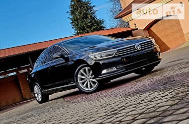 Седан Volkswagen Passat 2017 в Мукачевому