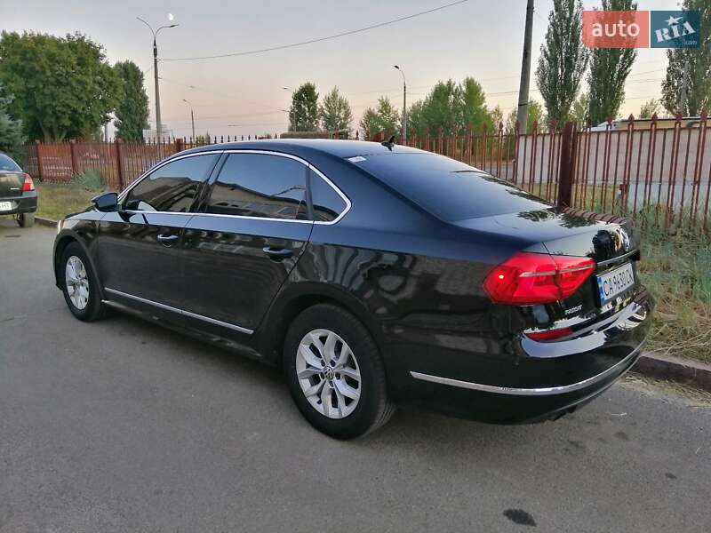 Седан Volkswagen Passat 2016 в Черкассах