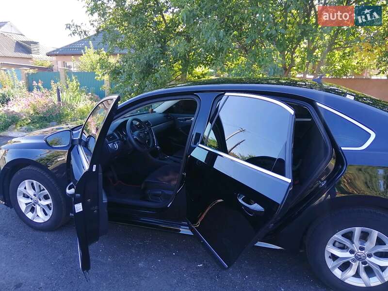 Седан Volkswagen Passat 2016 в Черкассах