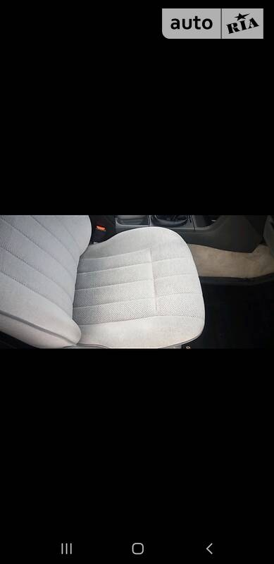 Седан Volkswagen Passat 1989 в Кельменцях