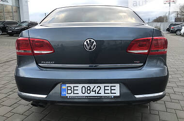 Седан Volkswagen Passat 2011 в Миколаєві