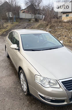 Седан Volkswagen Passat 2007 в Киеве