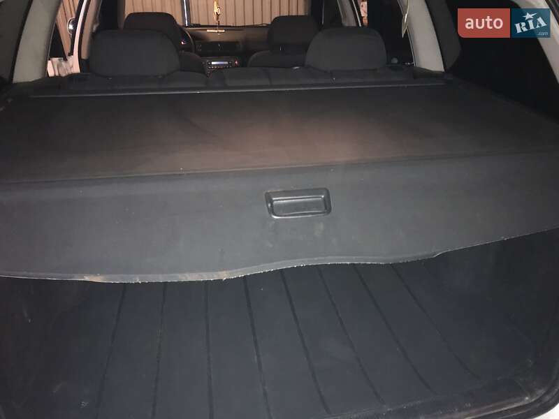 Универсал Volkswagen Passat 1999 в Тячеве