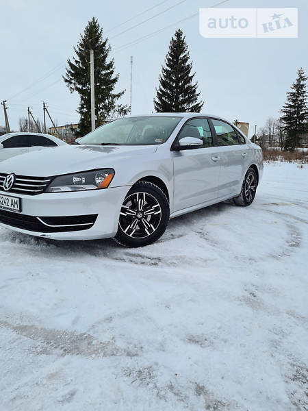 Седан Volkswagen Passat 2012 в Тернополе