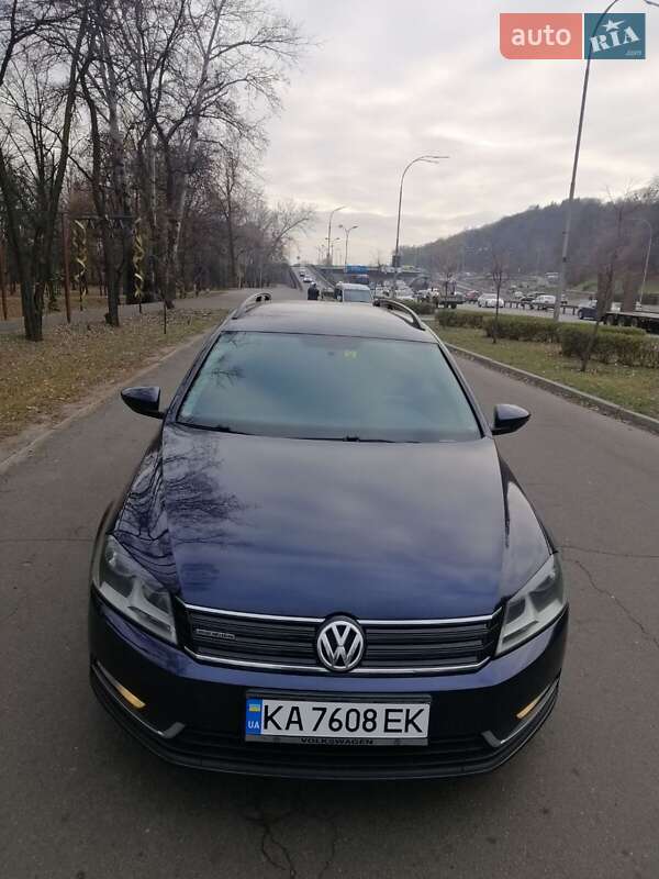 Универсал Volkswagen Passat 2012 в Киеве фото 2 Универсал Volkswagen Passat 2012 в Киеве