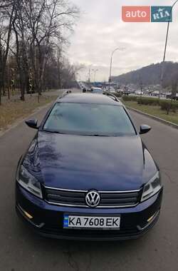 Универсал Volkswagen Passat 2012 в 