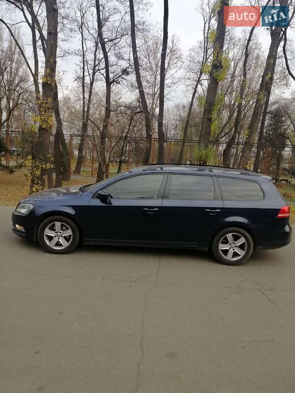 Универсал Volkswagen Passat 2012 в Киеве фото 6 Универсал Volkswagen Passat 2012 в Киеве