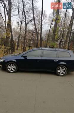 Универсал Volkswagen Passat 2012 в 