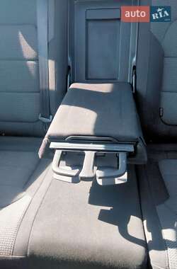 Універсал Volkswagen Passat 2012 в 