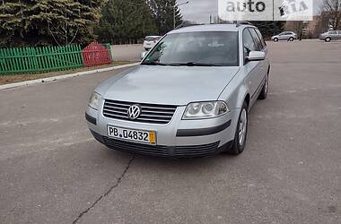 Универсал Volkswagen Passat 2001 в Ровно