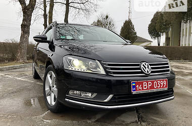 Универсал Volkswagen Passat 2011 в Стрые