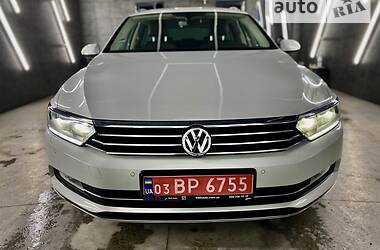 Универсал Volkswagen Passat 2016 в Ровно