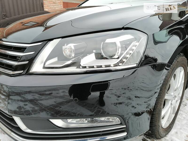 Універсал Volkswagen Passat 2012 в Луцьку